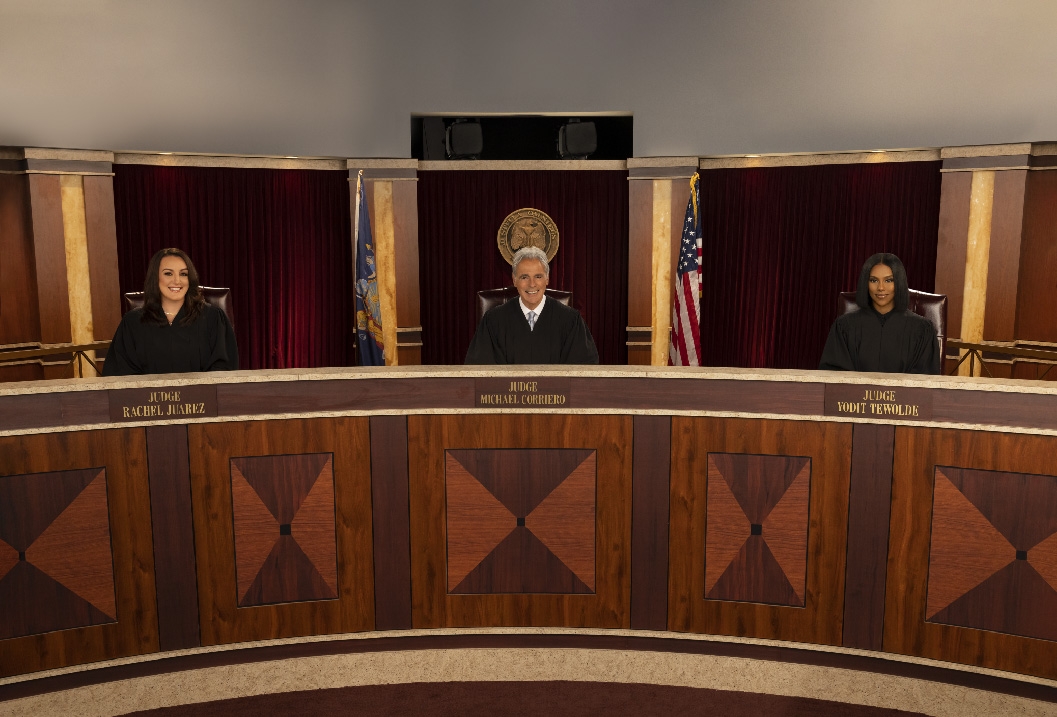 Hot Bench - YES TV